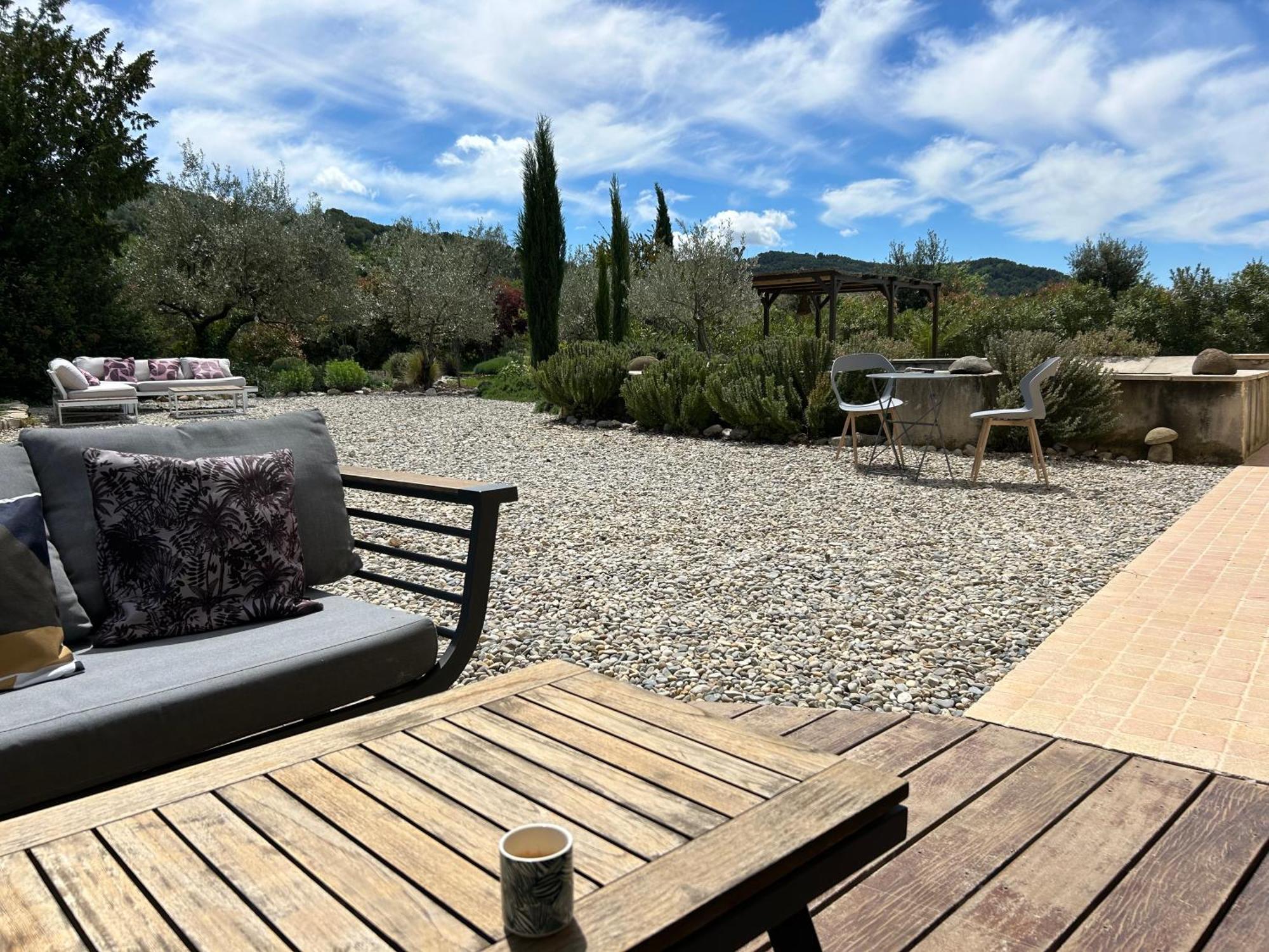 Bed and Breakfast Mon Chemin Privé Mirabel-aux-Baronnies Esterno foto