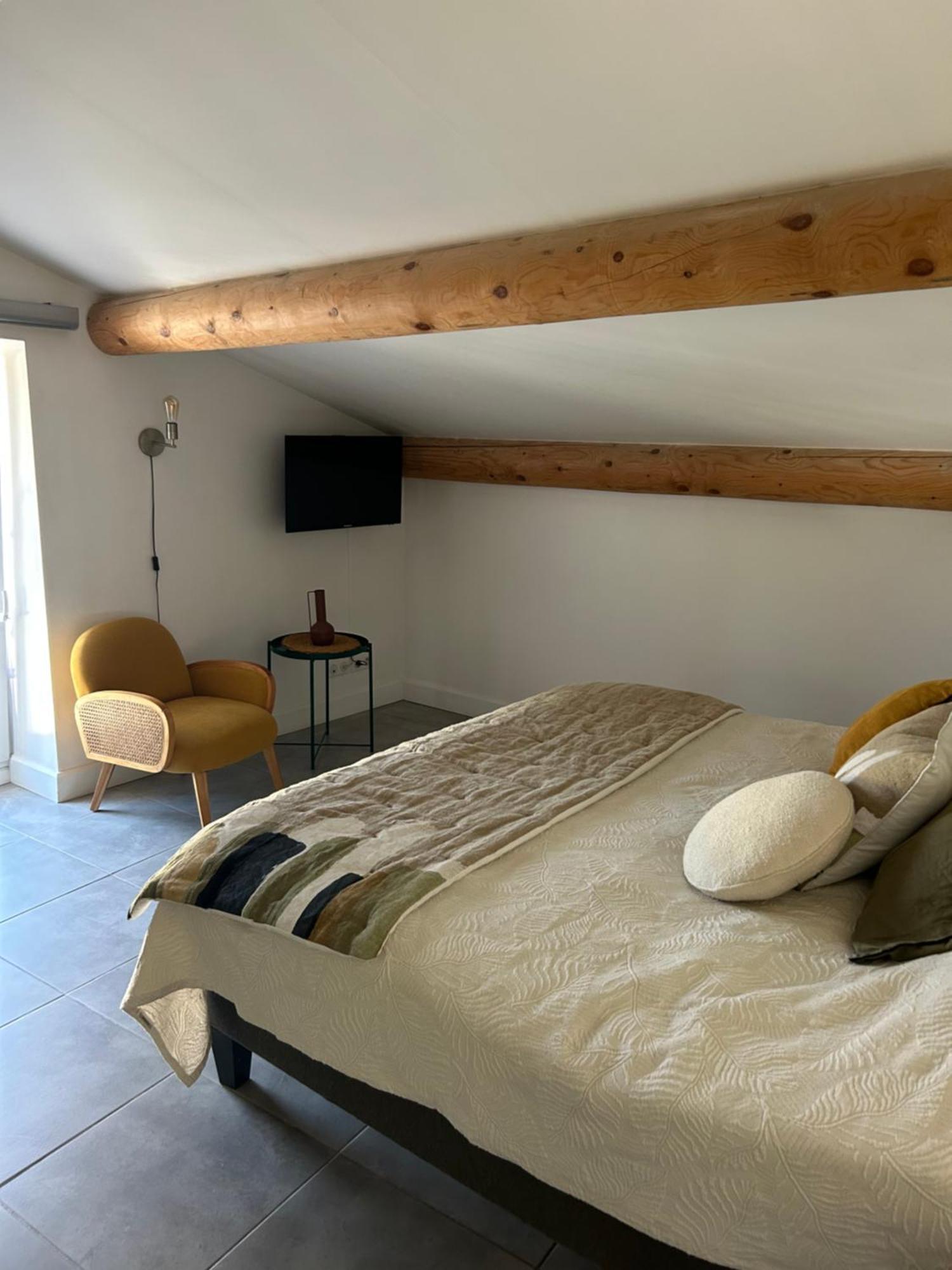 Bed and Breakfast Mon Chemin Privé Mirabel-aux-Baronnies Esterno foto